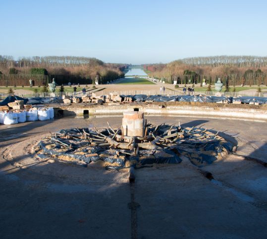 The spider of Latona Fountain is revealed