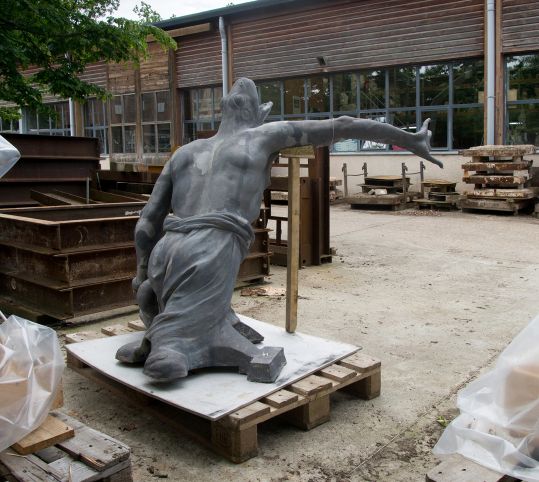 Restauration des sculptures de plomb